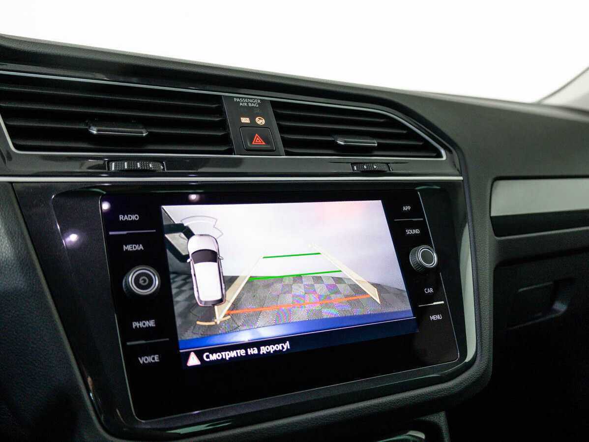Купить Volkswagen Tiguan с пробегом. Фото: #16