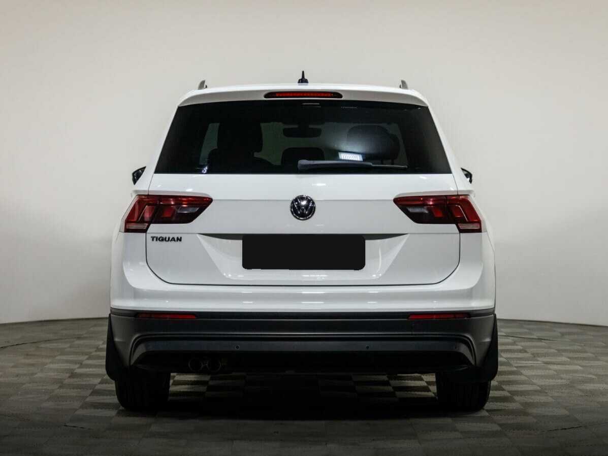 Купить Volkswagen Tiguan с пробегом. Фото: #4