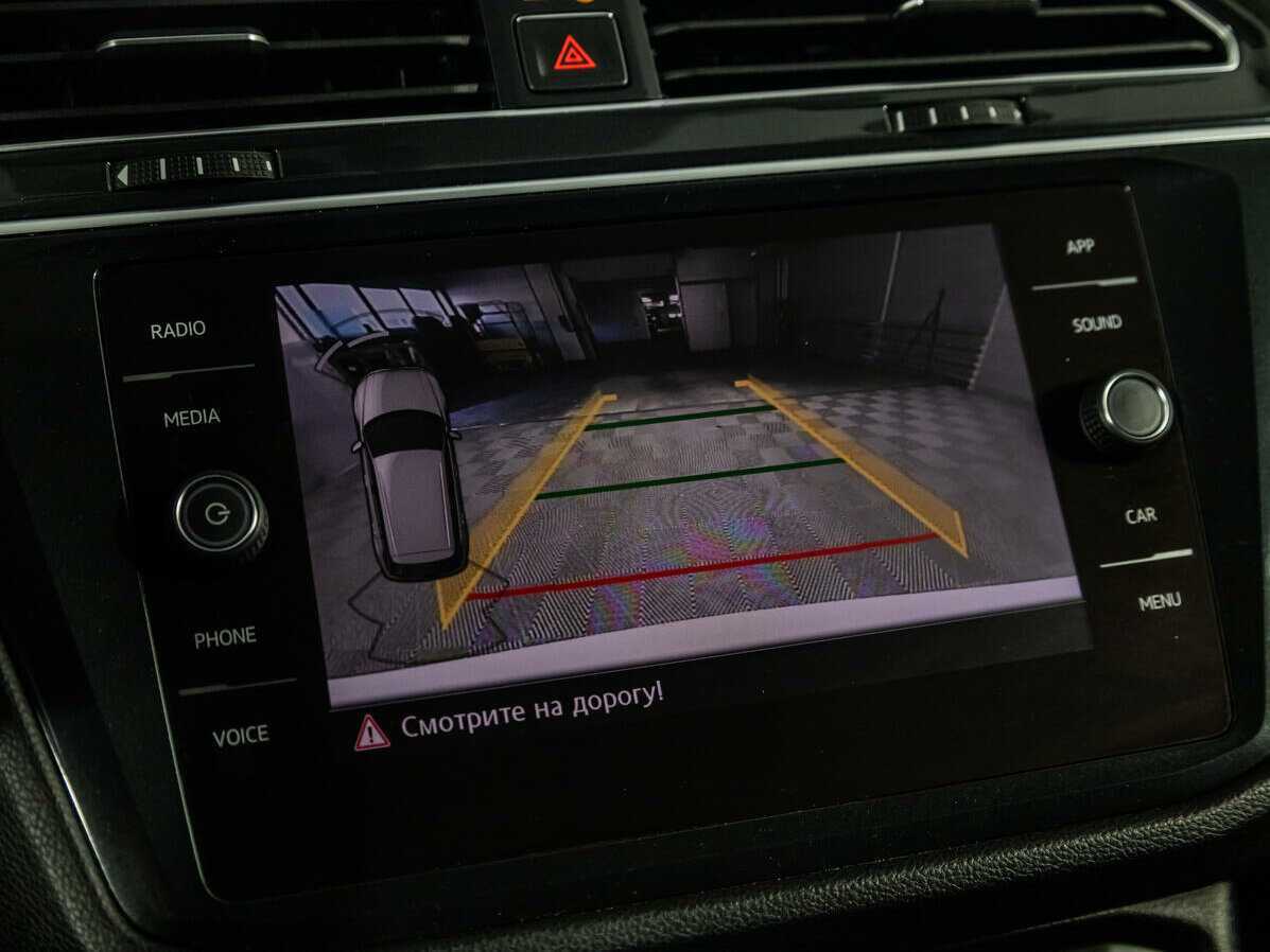 Купить Volkswagen Tiguan с пробегом. Фото: #19