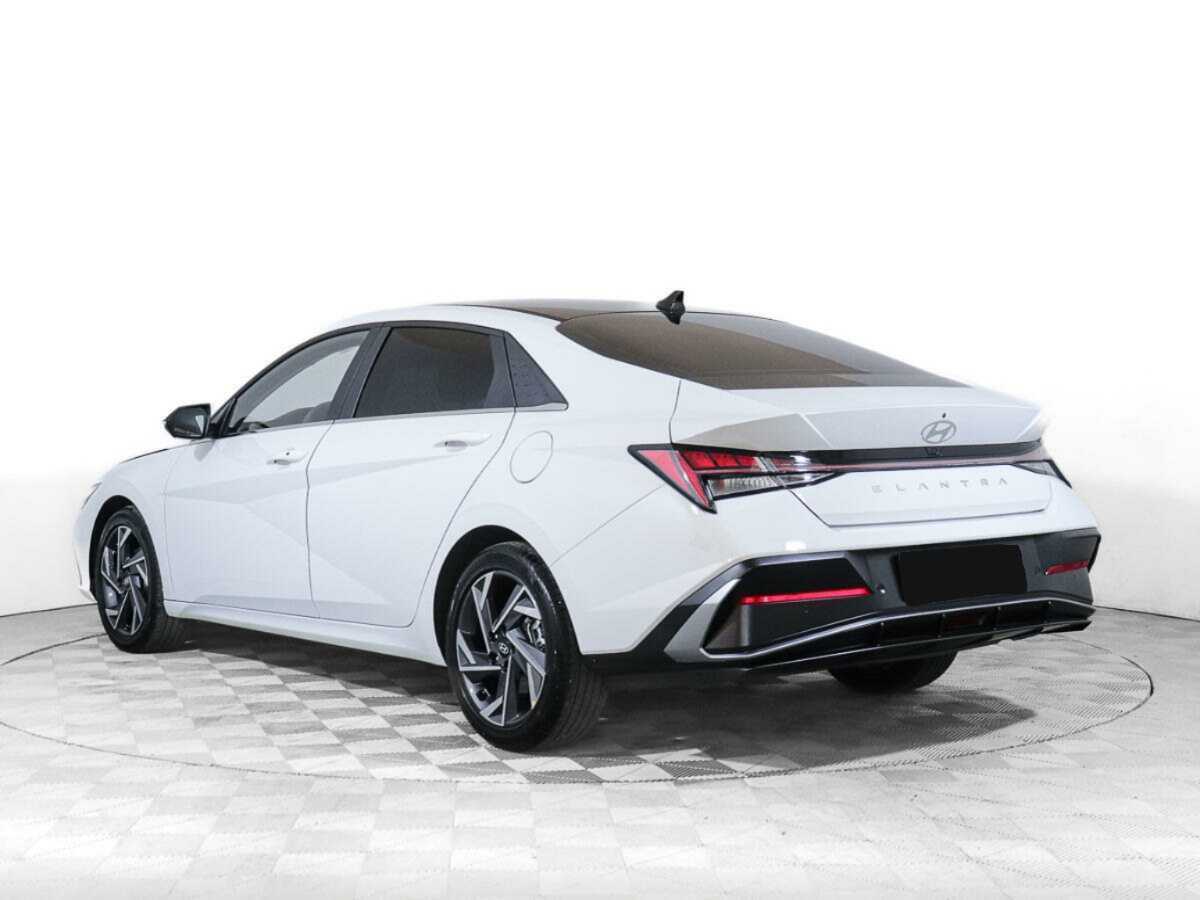 Купить Hyundai Elantra с пробегом. Фото: #5