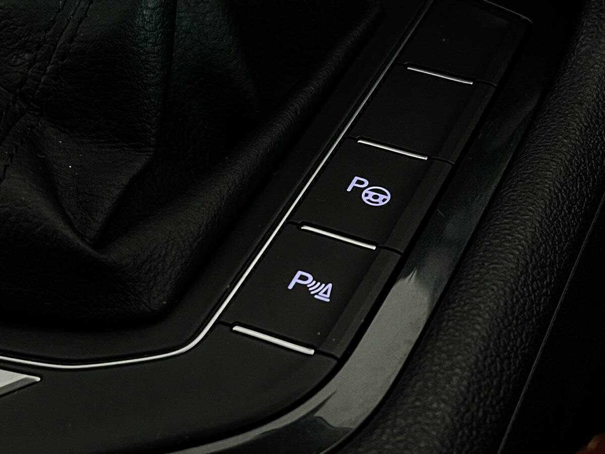 Купить Volkswagen Tiguan с пробегом. Фото: #14