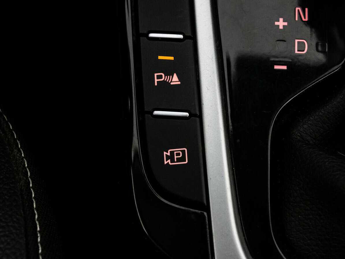 Купить Kia Ceed с пробегом. Фото: #17