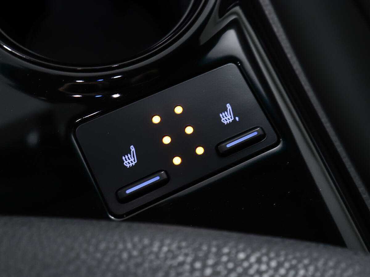 Купить Toyota Camry с пробегом. Фото: #16