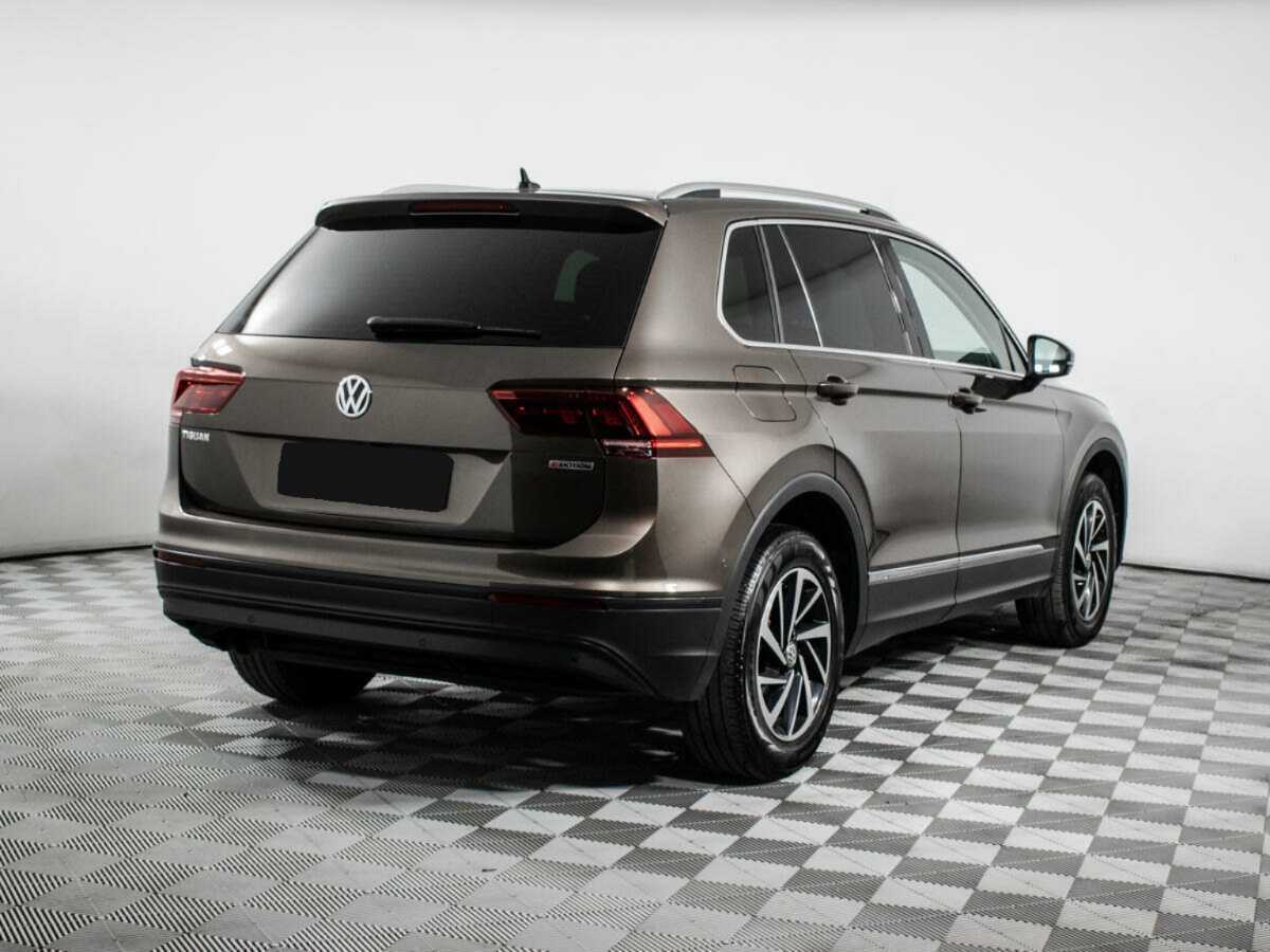 Купить Volkswagen Tiguan с пробегом. Фото: #4