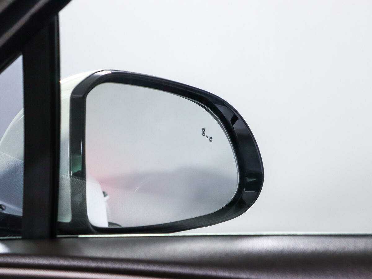 Купить Hyundai Santa Fe с пробегом. Фото: #18