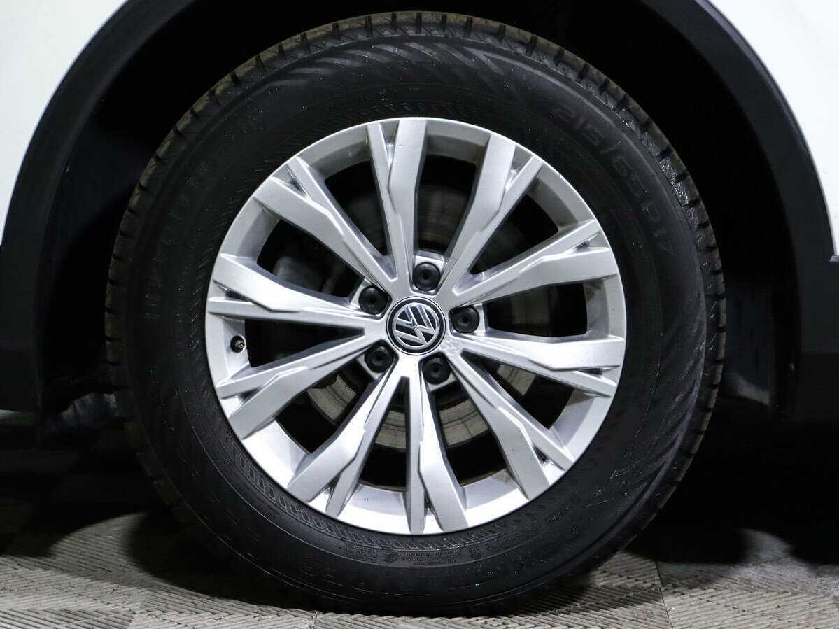 Купить Volkswagen Tiguan с пробегом. Фото: #16