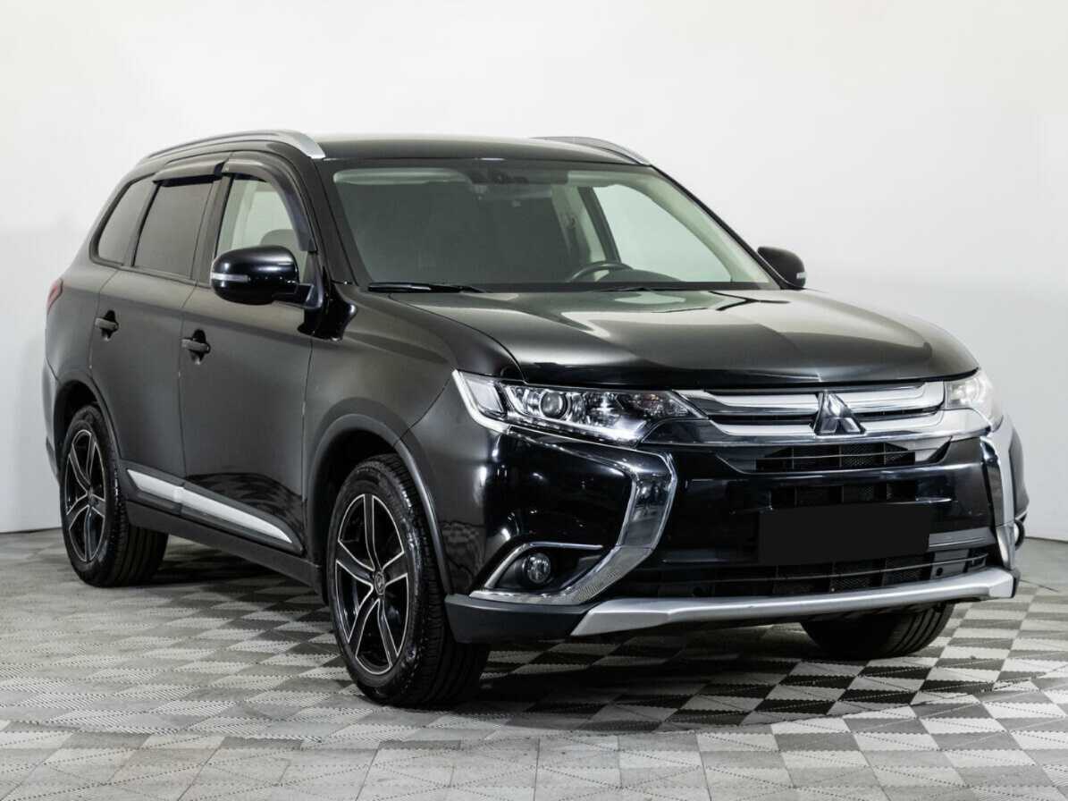 Купить Mitsubishi Outlander с пробегом. Фото: #2