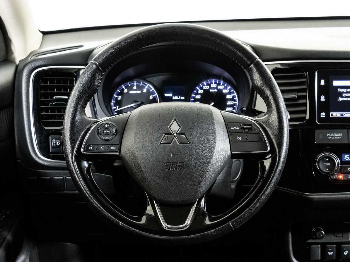 Купить Mitsubishi Outlander с пробегом. Фото: #12