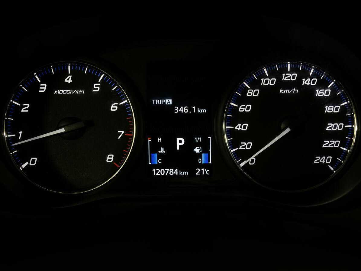 Купить Mitsubishi Outlander с пробегом. Фото: #17