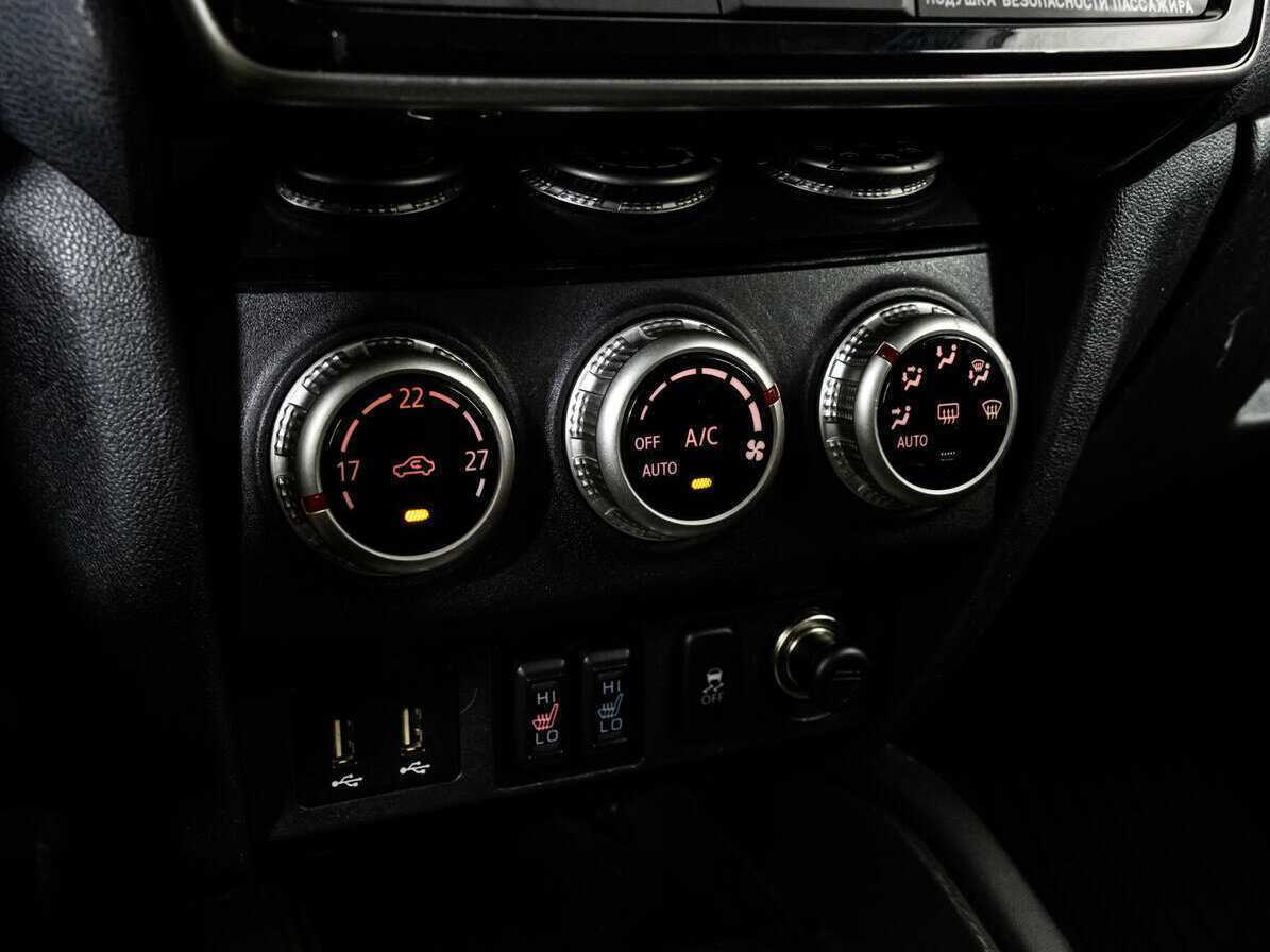 Купить Mitsubishi ASX с пробегом. Фото: #11