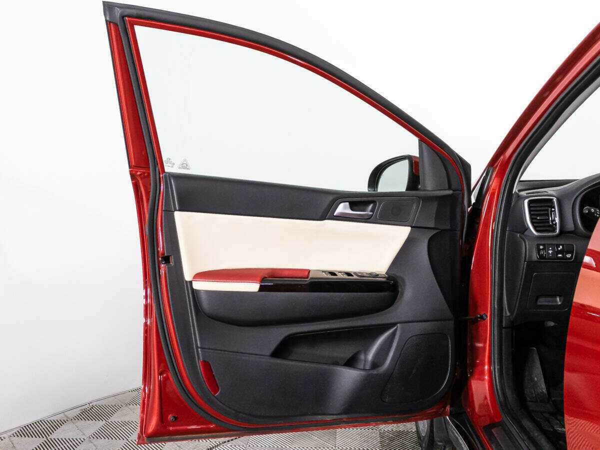 Купить Kia Sportage с пробегом. Фото: #28