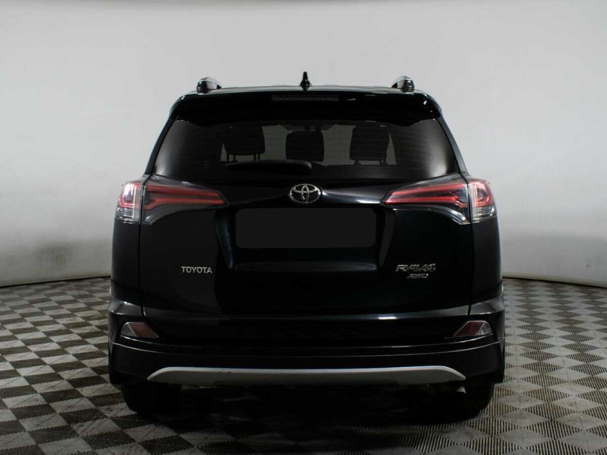Купить Toyota RAV4 с пробегом. Фото: #4