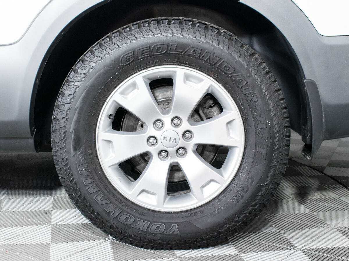 Купить Kia Mohave с пробегом. Фото: #16