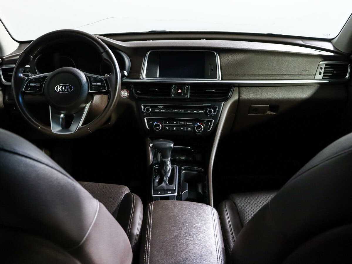 Купить Kia Optima с пробегом. Фото: #9