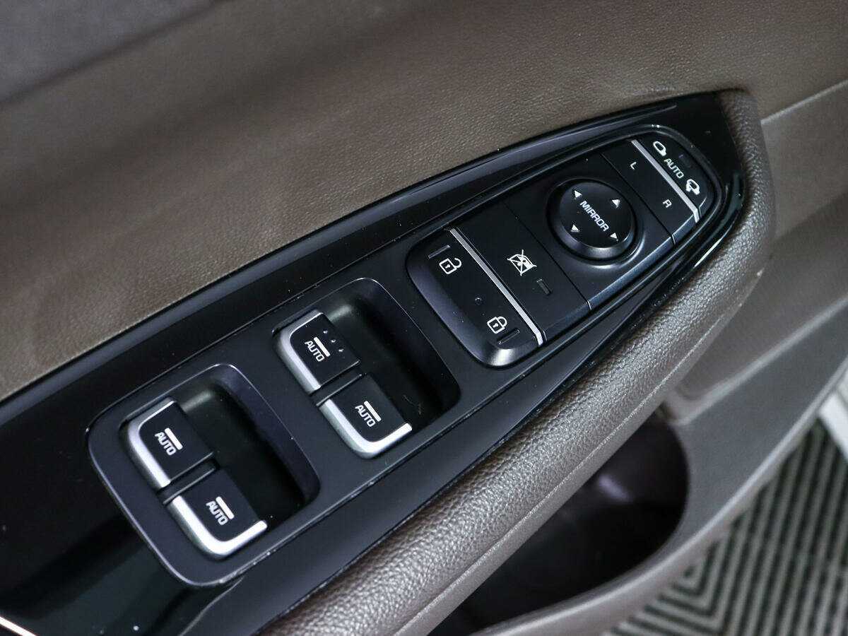 Купить Kia Optima с пробегом. Фото: #17