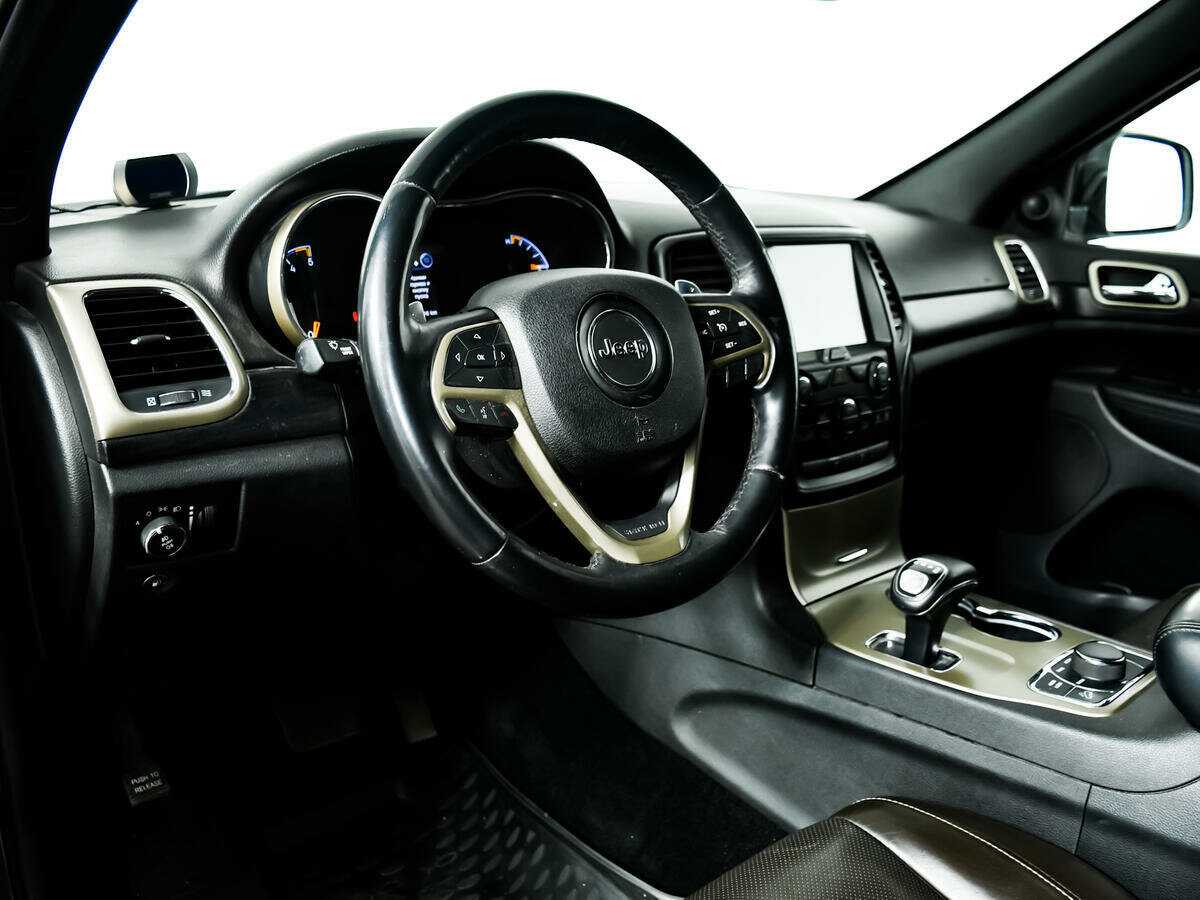 Купить Jeep Grand Cherokee с пробегом. Фото: #12