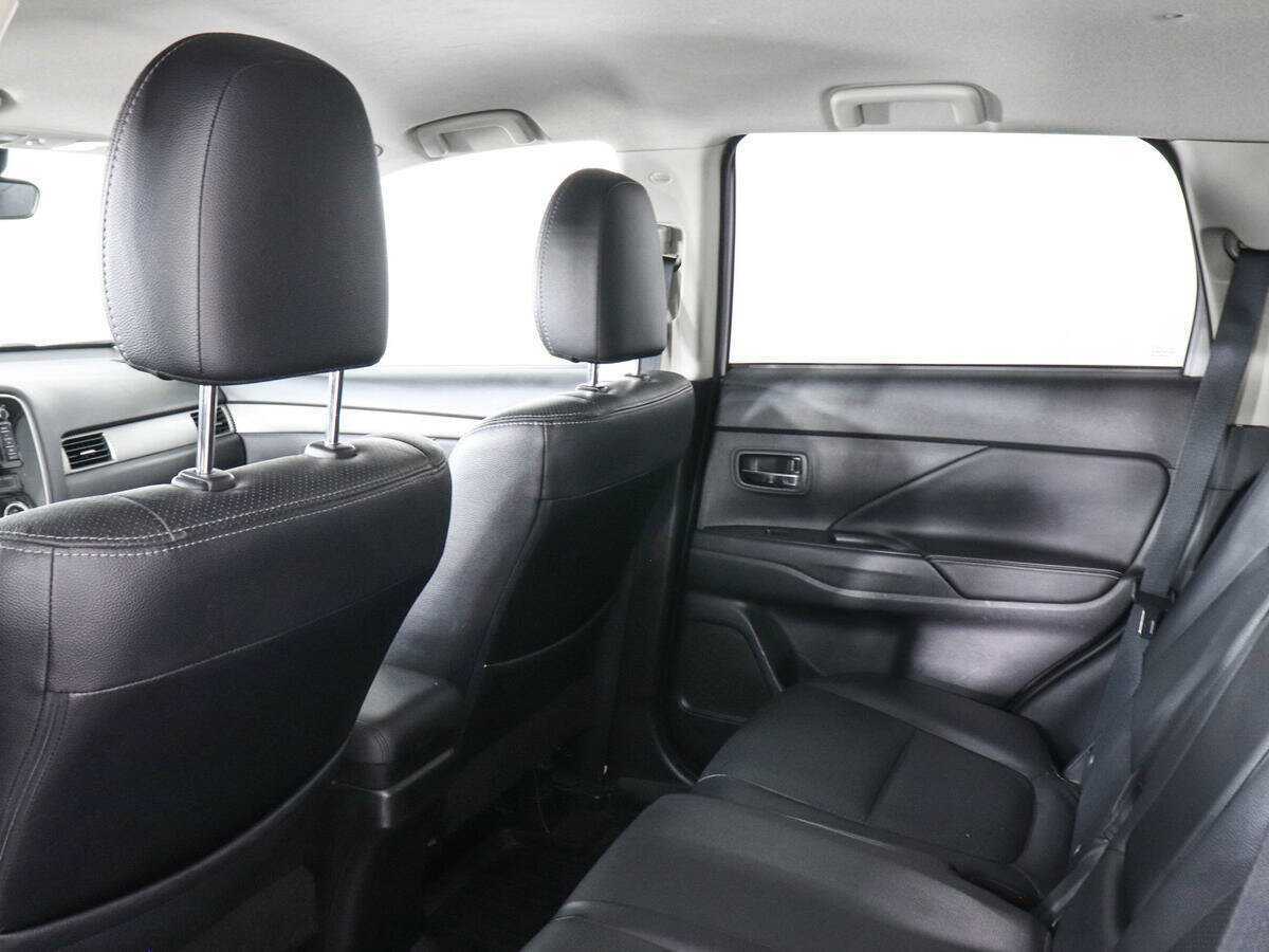 Продажа Б/У Митсубиши Оутлэндер. Фото: #11