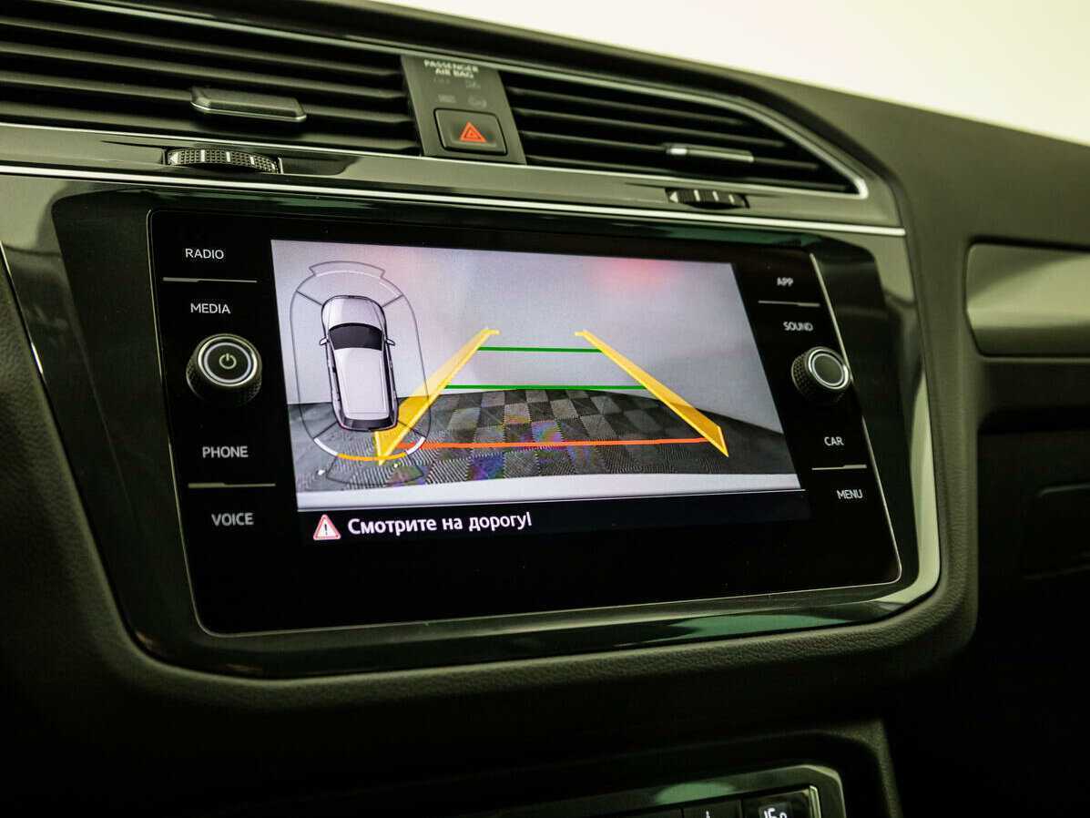 Купить Volkswagen Tiguan с пробегом. Фото: #14