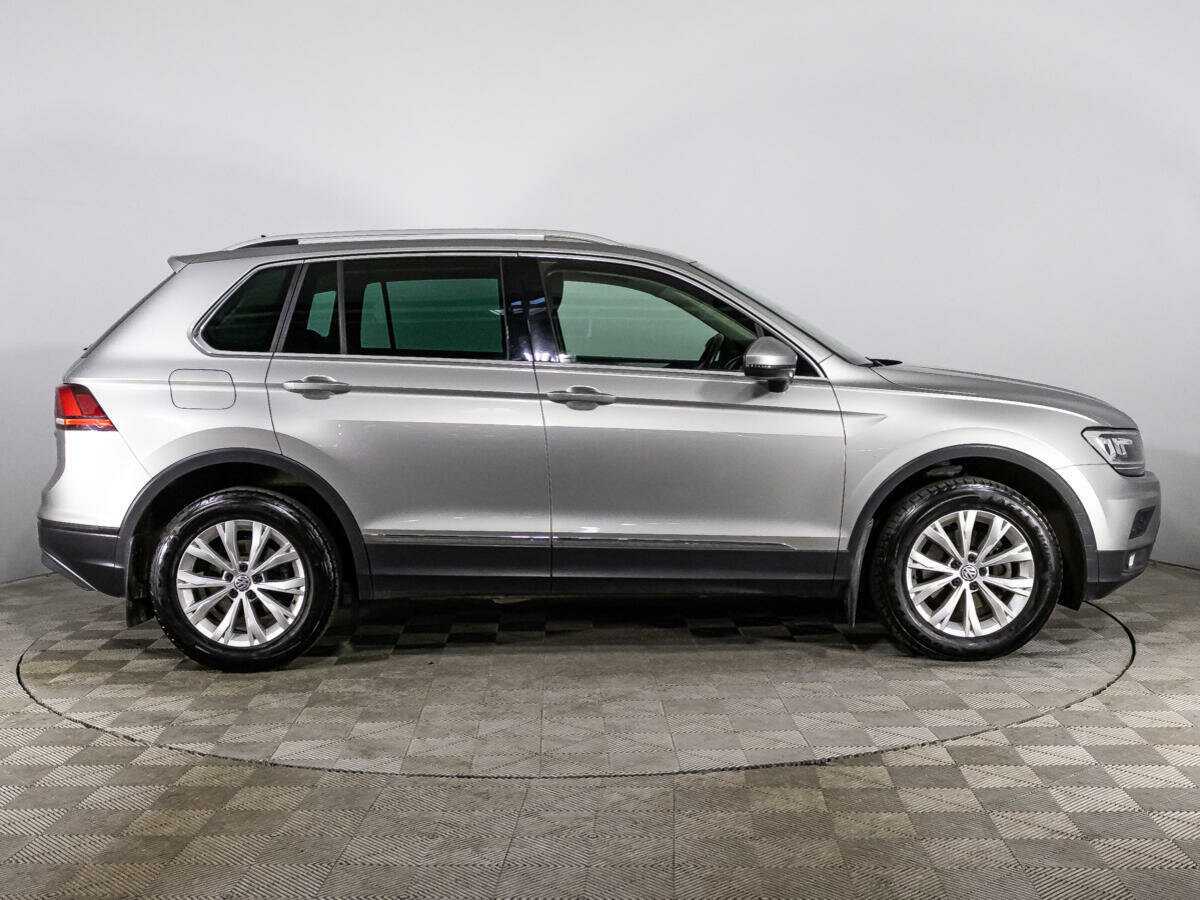 Купить Volkswagen Tiguan с пробегом. Фото: #3