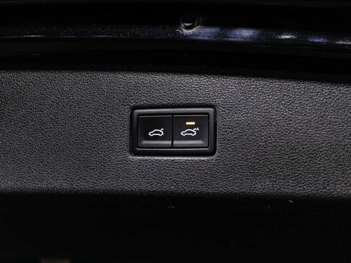 Купить Volkswagen Tiguan с пробегом. Фото: #14