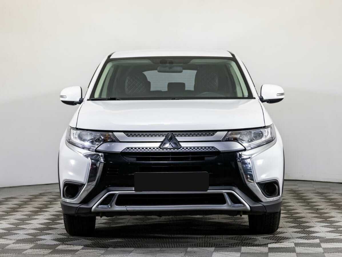 Купить Mitsubishi Outlander с пробегом. Фото: #1