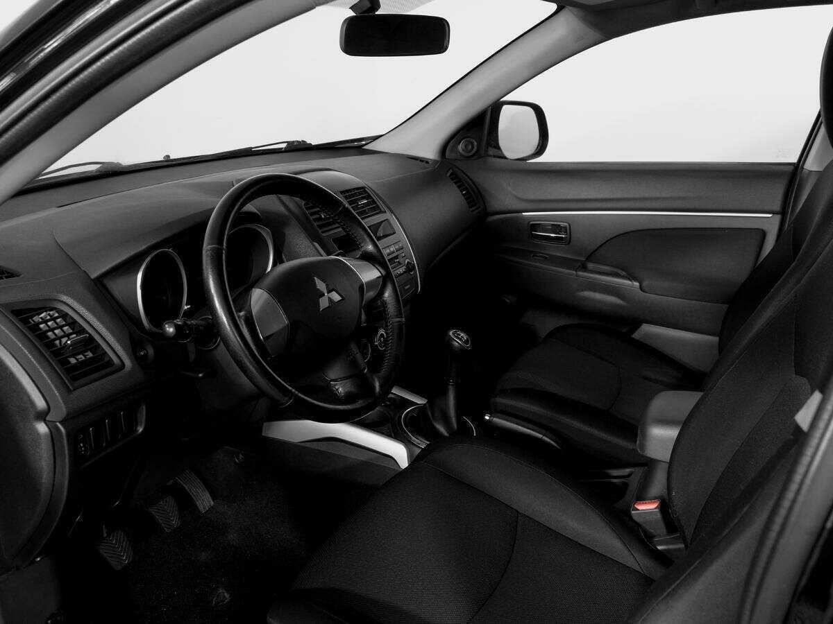 Продажа Б/У Митсубиши АС-Икс. Фото: #13