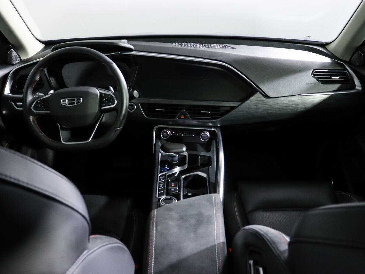 Купить Geely Tugella с пробегом. Фото: #9