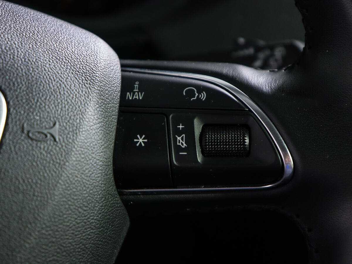 Купить Audi Q3 с пробегом. Фото: #16