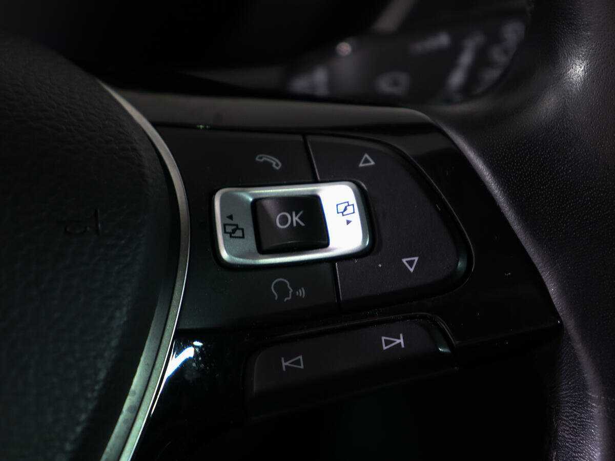 Купить Volkswagen Tiguan с пробегом. Фото: #15