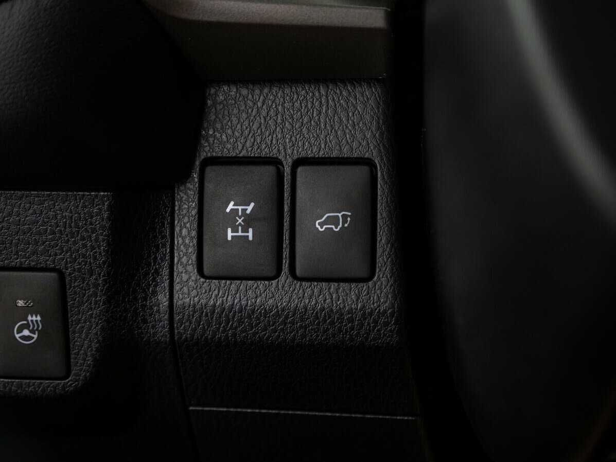 Купить Toyota RAV4 с пробегом. Фото: #19