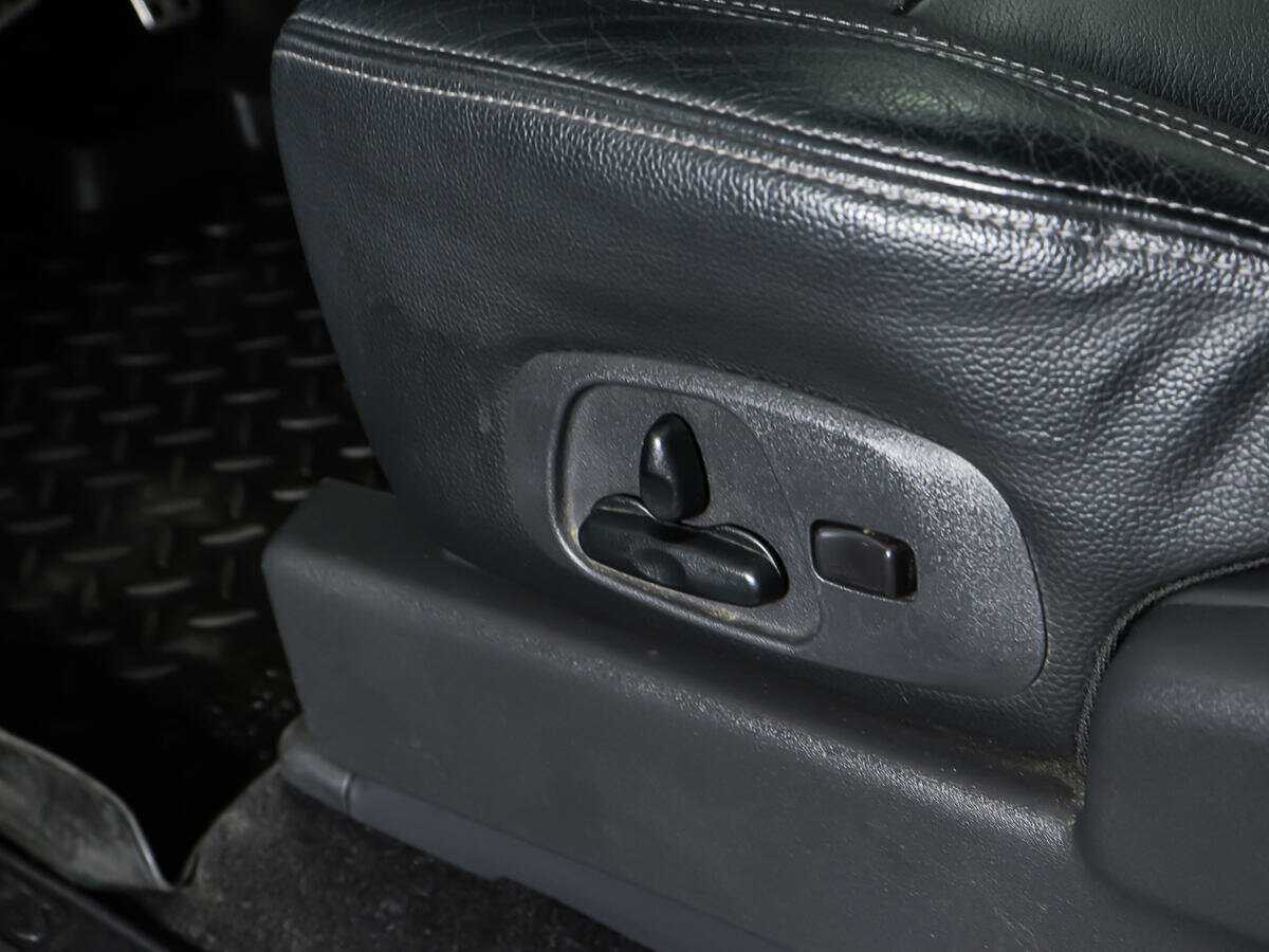 Купить Mitsubishi Pajero с пробегом. Фото: #15