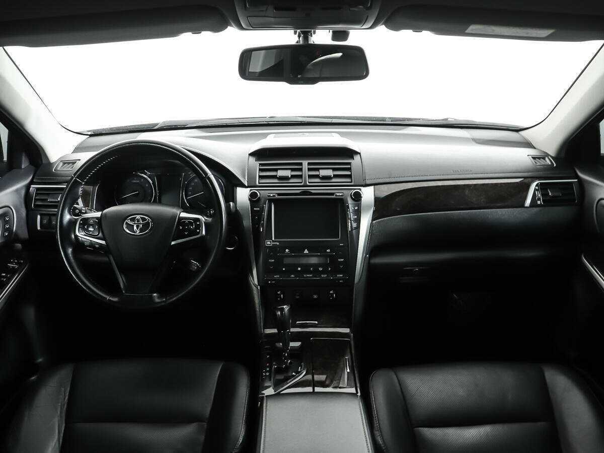 Купить Toyota Camry с пробегом. Фото: #9