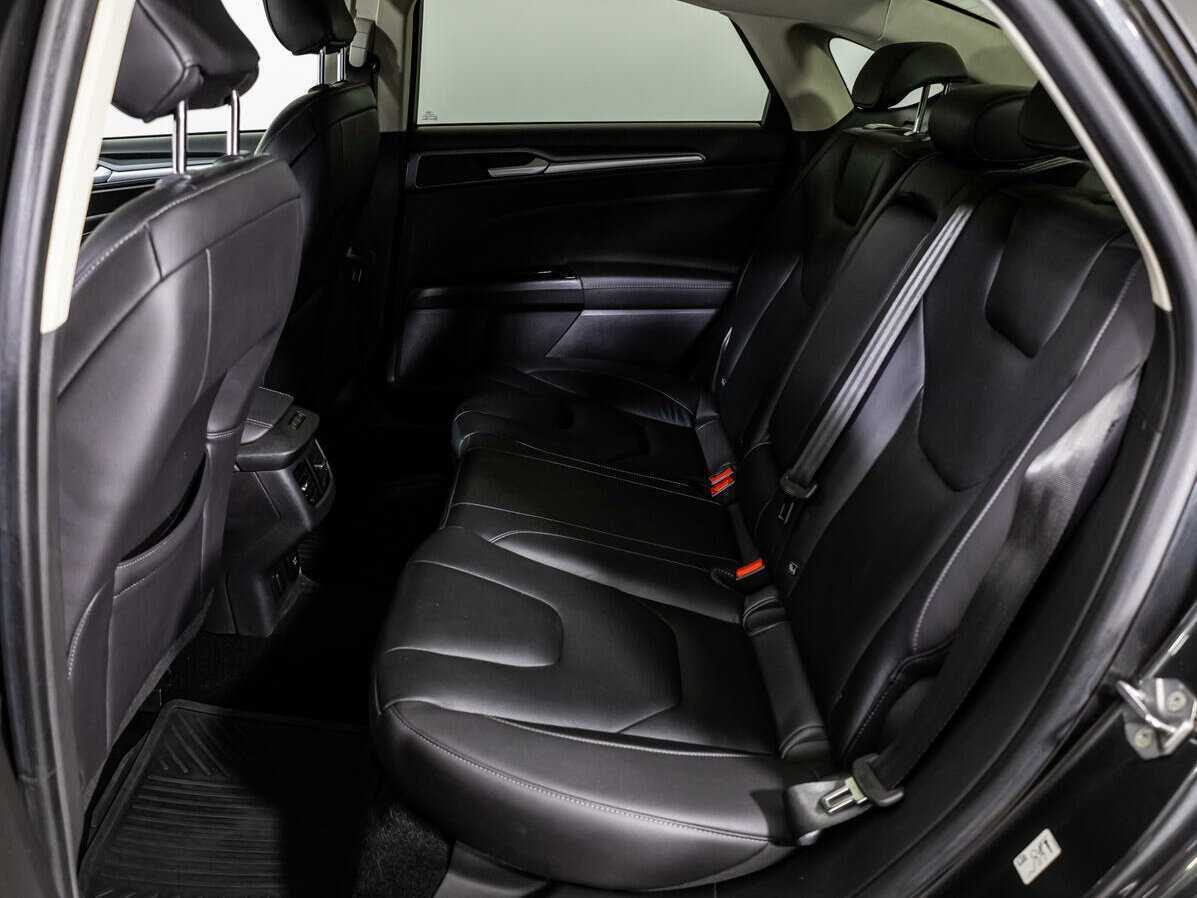 Купить Ford Mondeo с пробегом. Фото: #9