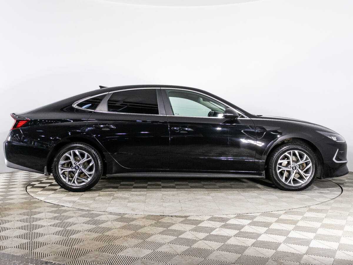 Купить Hyundai Sonata с пробегом. Фото: #3