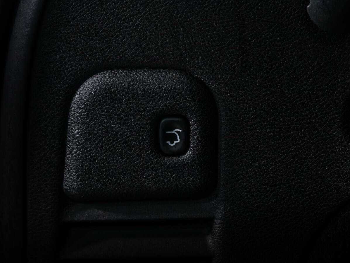 Купить Jeep Grand Cherokee с пробегом. Фото: #27