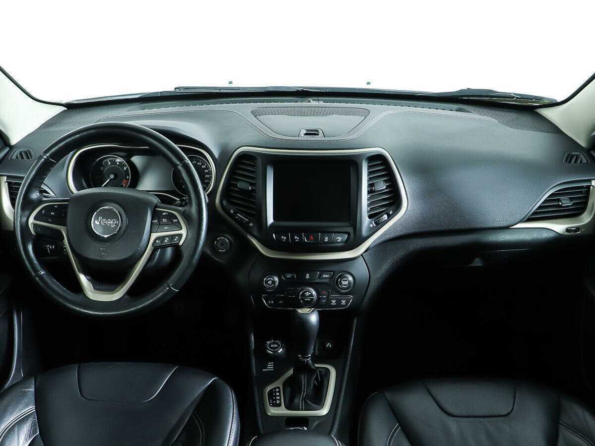 Купить Jeep Cherokee с пробегом. Фото: #9