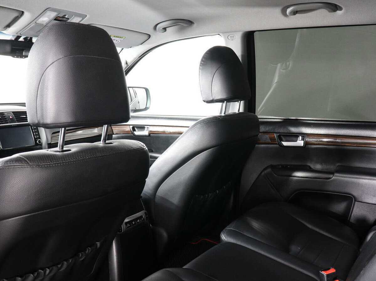 Купить Kia Mohave с пробегом. Фото: #11