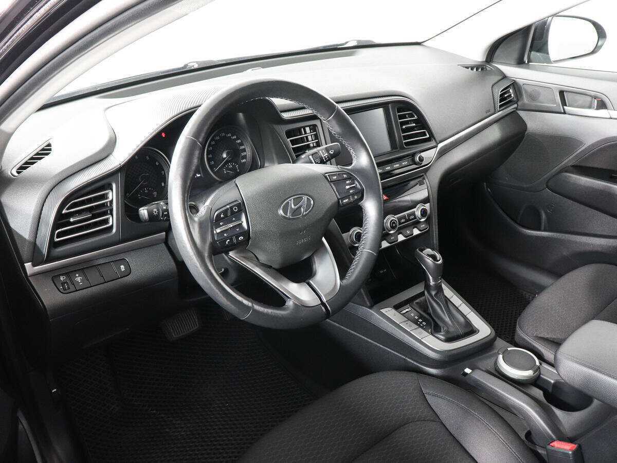 Купить Hyundai Elantra с пробегом. Фото: #8