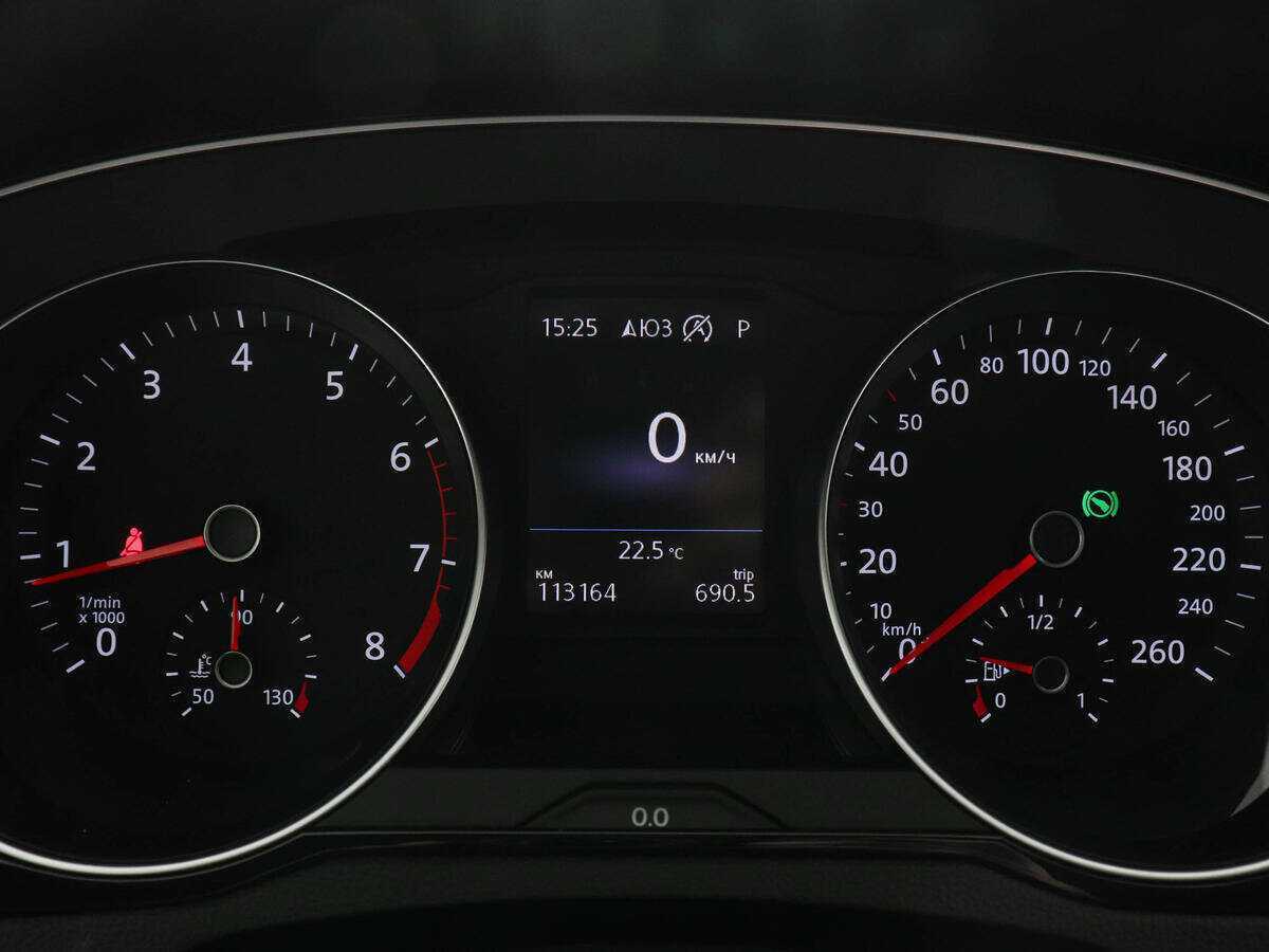 Купить Volkswagen Passat с пробегом. Фото: #10