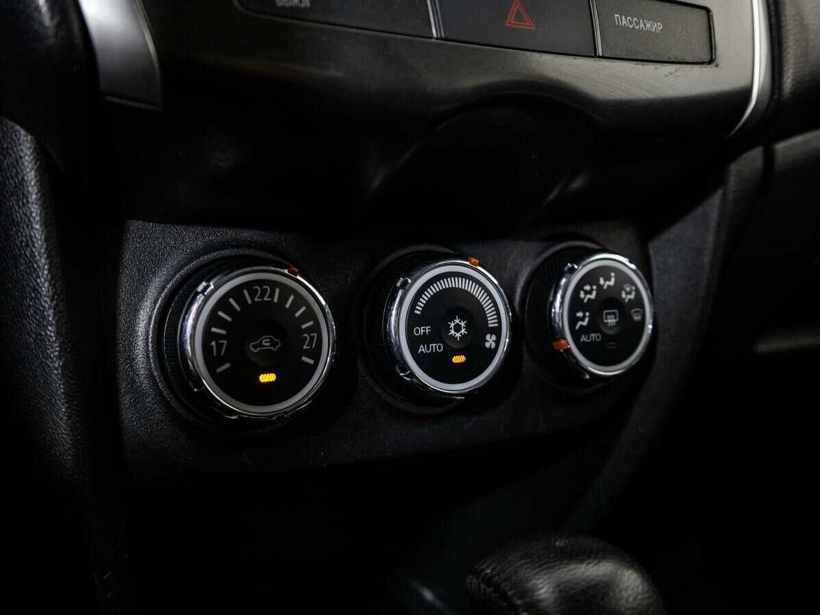 Продажа Б/У Митсубиши АС-Икс. Фото: #15