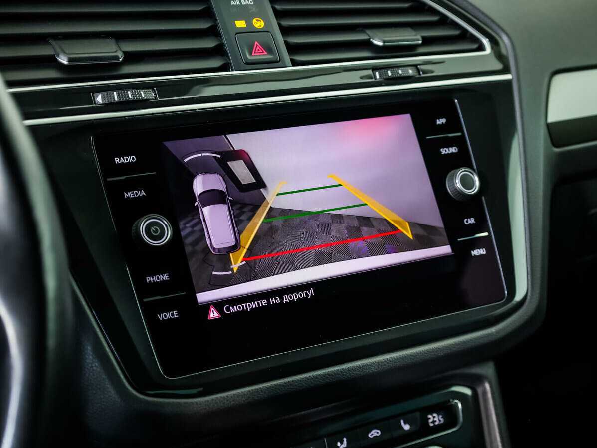 Купить Volkswagen Tiguan с пробегом. Фото: #12
