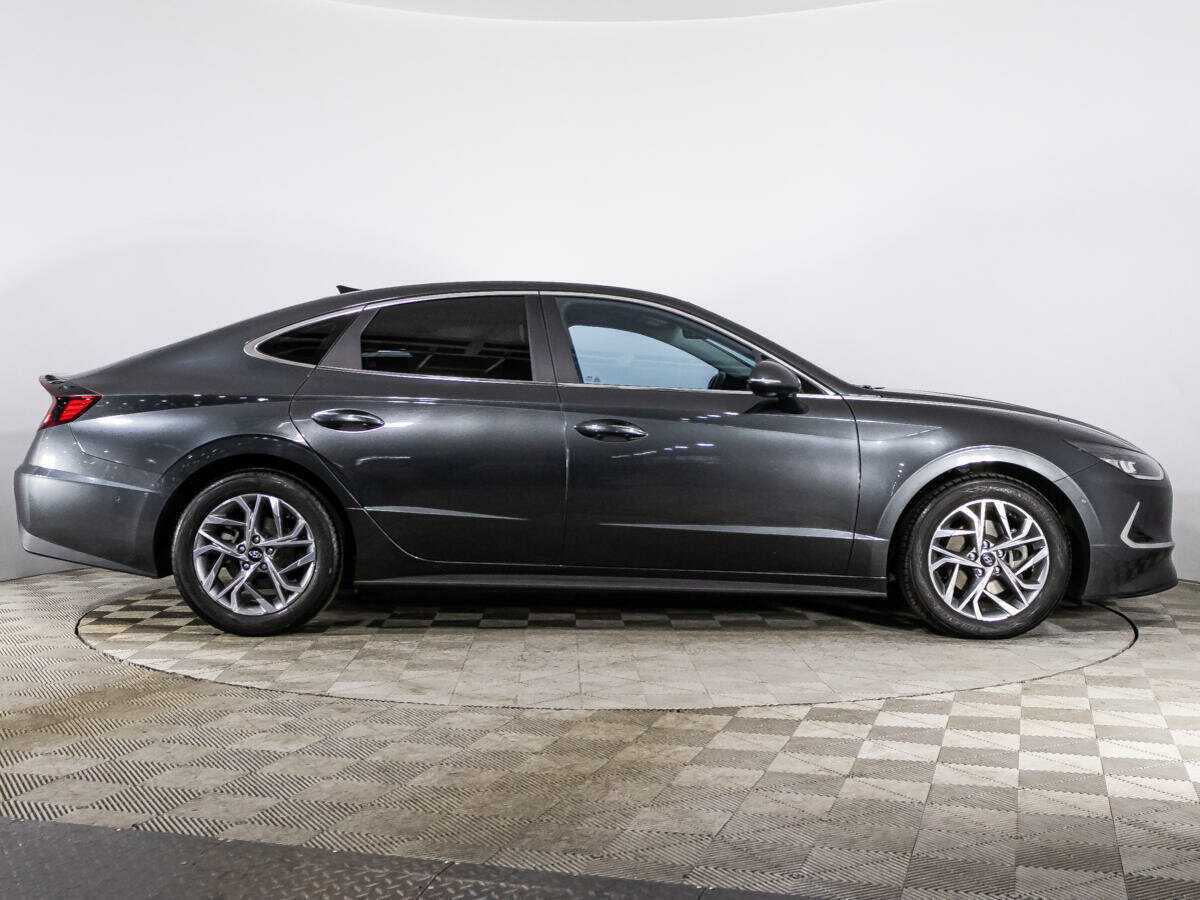 Купить Hyundai Sonata с пробегом. Фото: #3