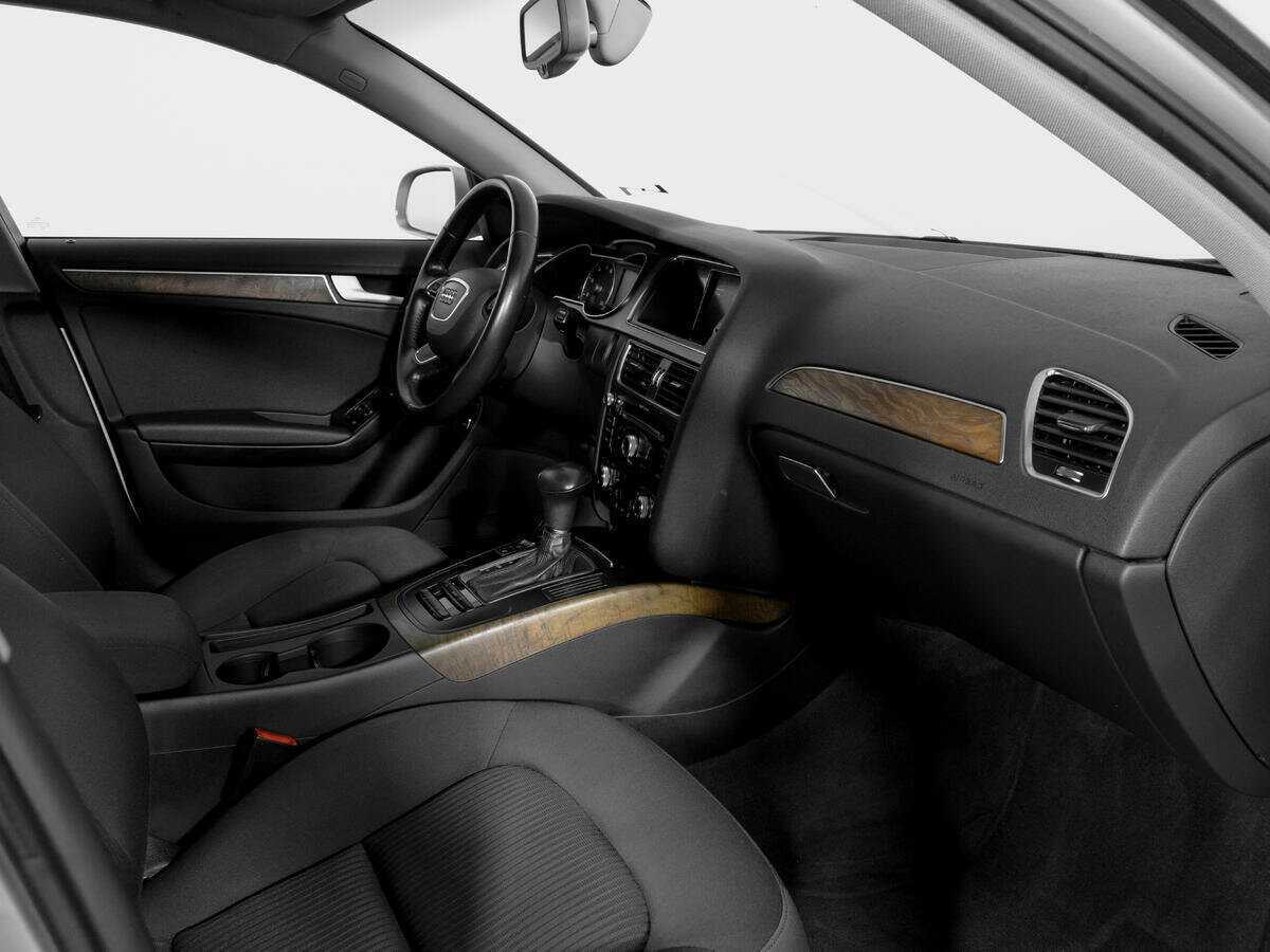 Купить Audi A4 с пробегом. Фото: #8