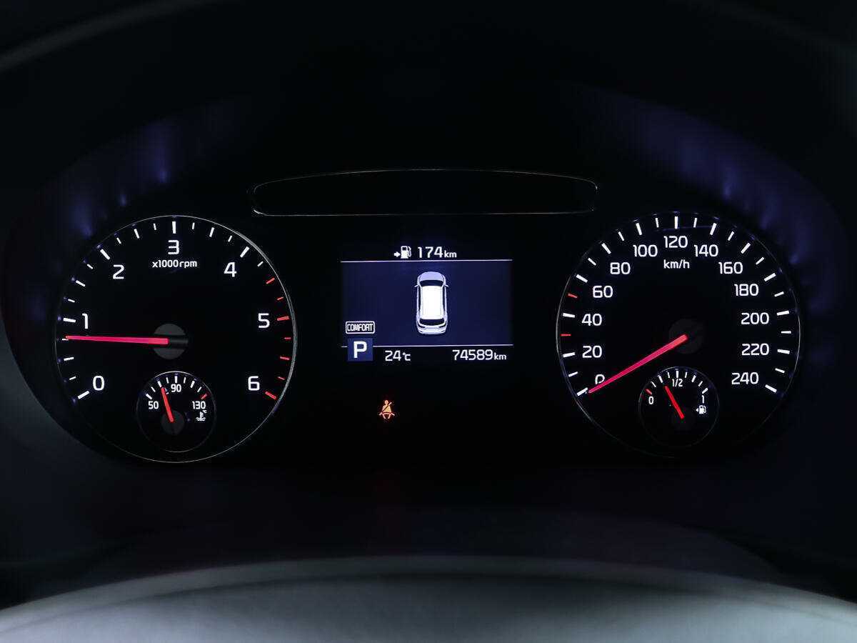 Купить Kia Sorento с пробегом. Фото: #12