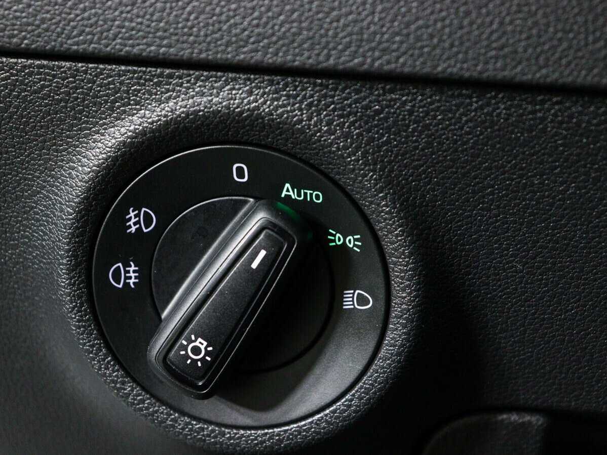 Купить Skoda Karoq с пробегом. Фото: #16