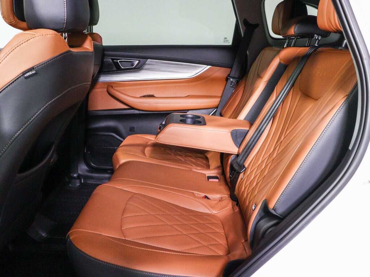 Купить Chery Tiggo 8 Pro Max с пробегом. Фото: #9