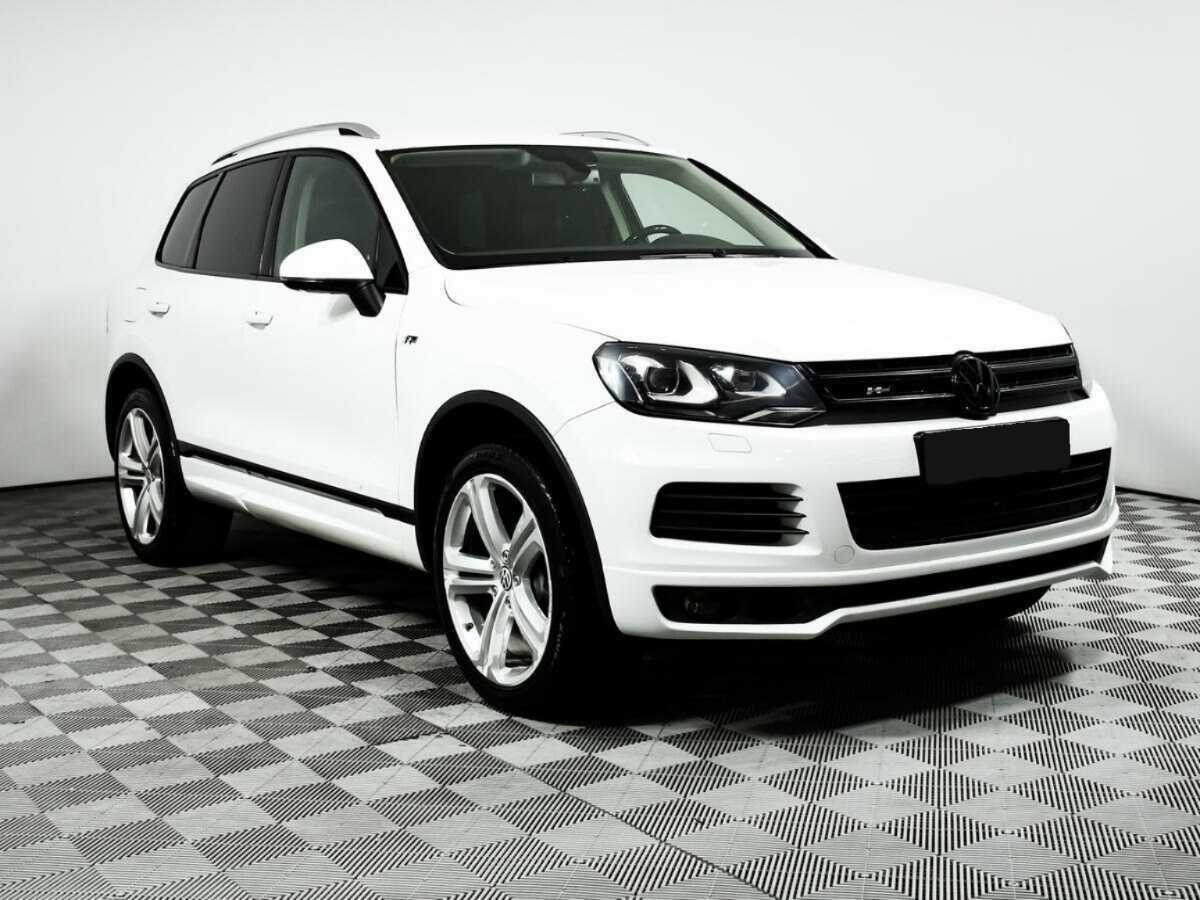 Купить Volkswagen Touareg с пробегом. Фото: #2