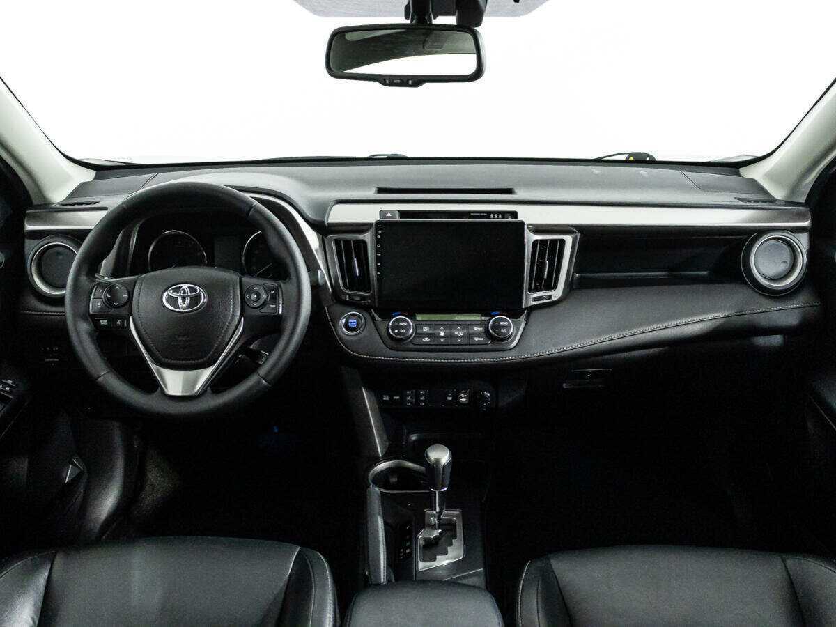 Купить Toyota RAV4 с пробегом. Фото: #12