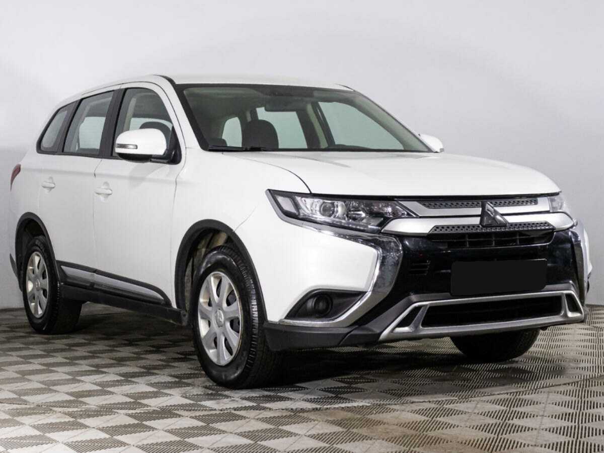 Купить Mitsubishi Outlander с пробегом. Фото: #2
