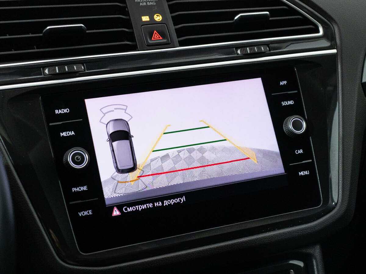 Купить Volkswagen Tiguan с пробегом. Фото: #14